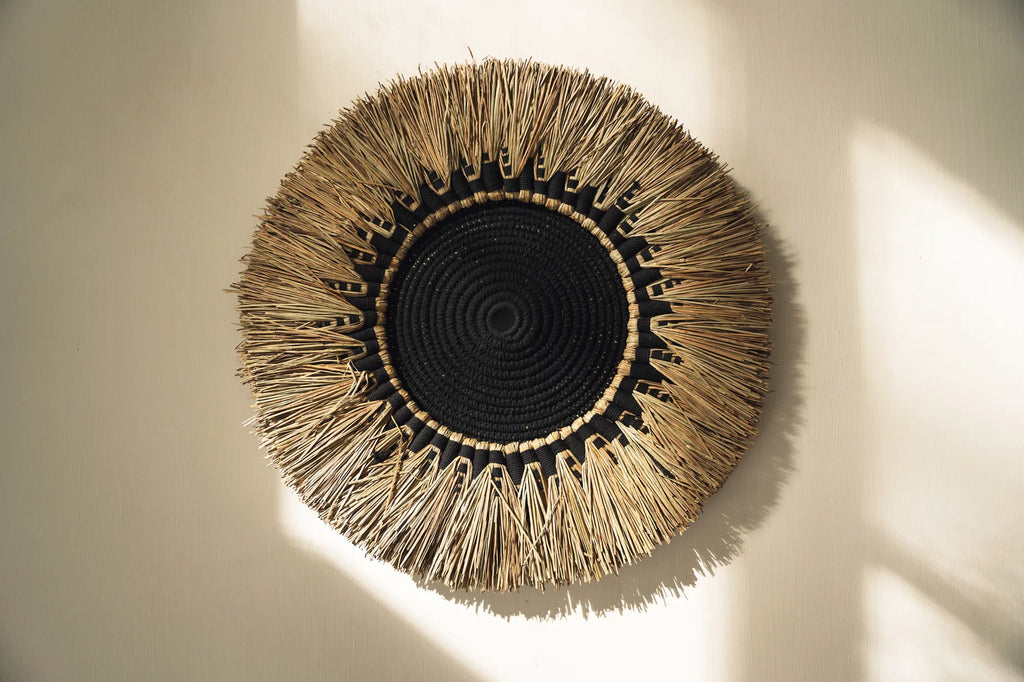 The Raffia Macramé Wall Deco - Black Natural