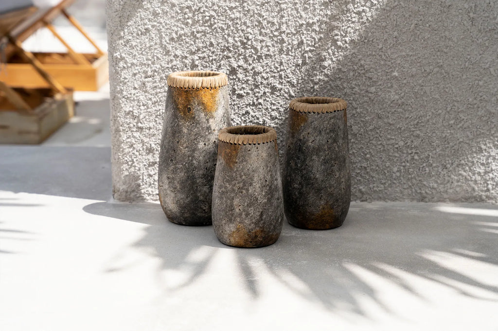 The Sneaky Vase - Antique Grey - L